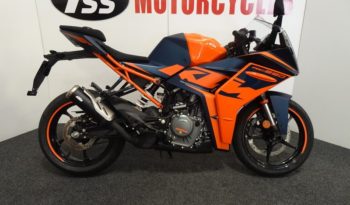 KTM RC390 2022 