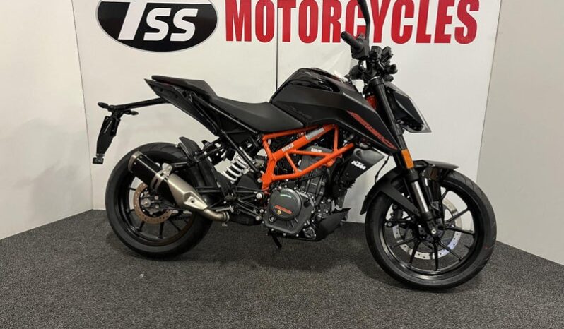 KTM 390