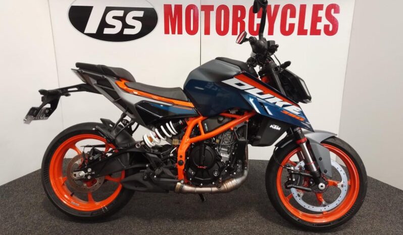 KTM 390