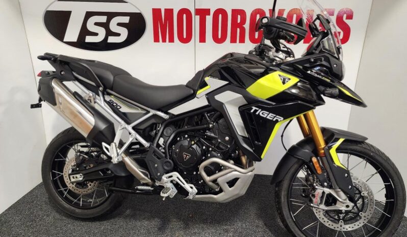 Triumph TIGER 900
